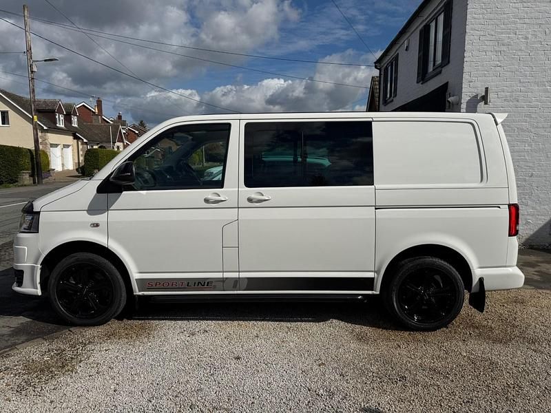 Used VW Transporter Sportline 180 HP (132 kW) 2015 White Van