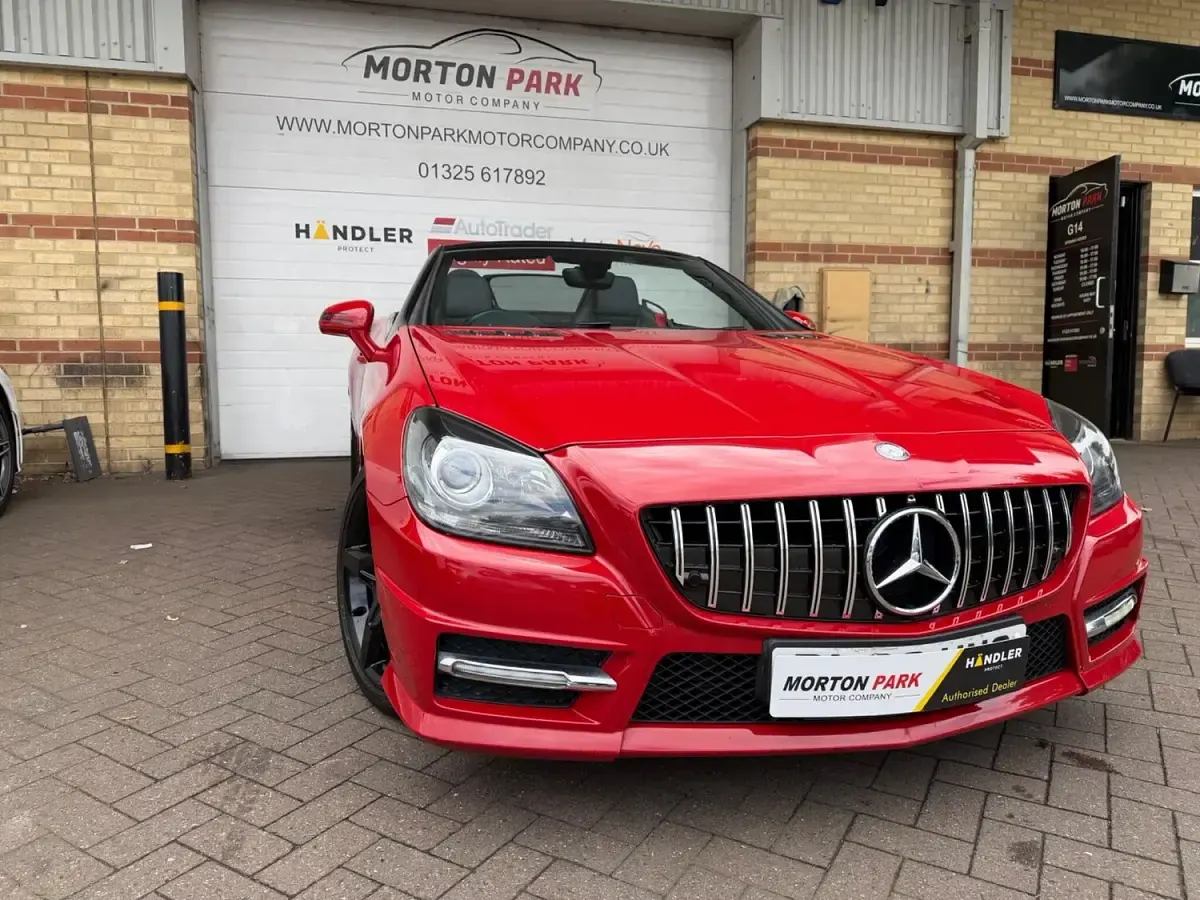 Used Mercedes SLK250 AMG 2012 Red Cabriolet