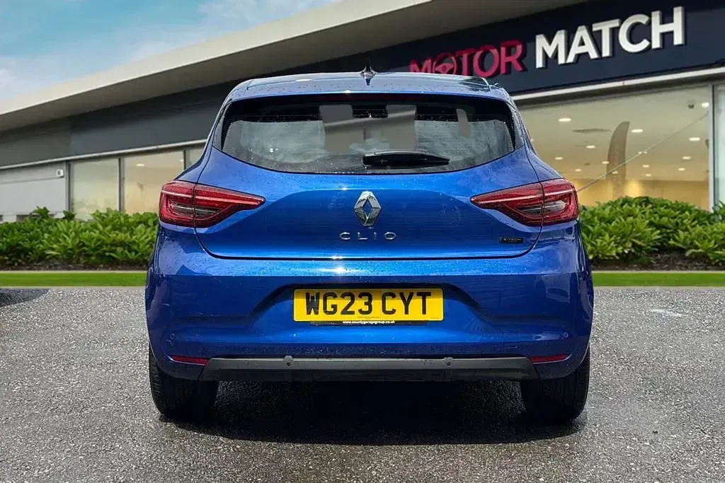 Used Renault Clio Evolution 2023 Blue Hatchback