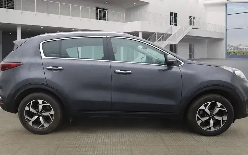 Used Kia Sportage 132 HP (97 kW) 2021 Grey SUV