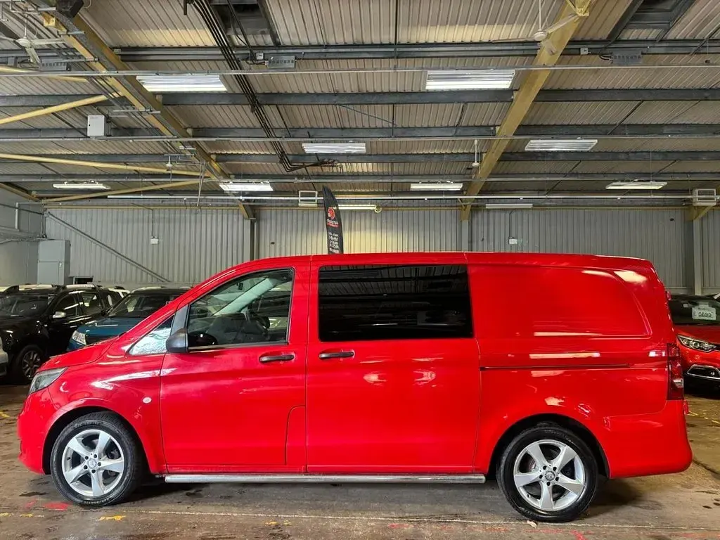 Used Mercedes Vito 2016 Red Van