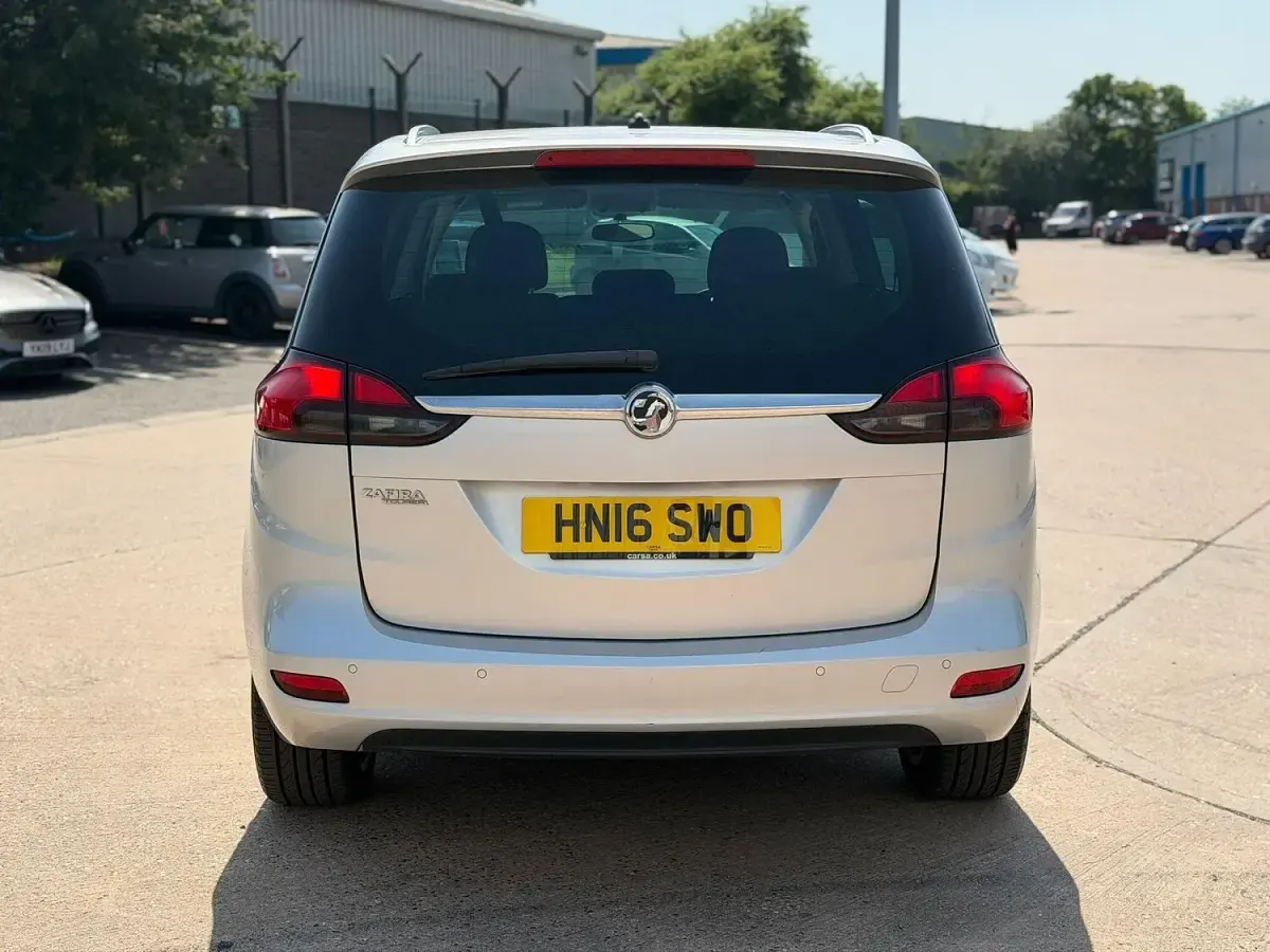 Used Vauxhall Zafira Tourer SRi 2016 Silver MPV