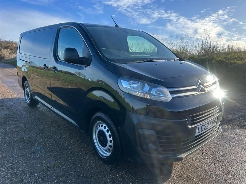Black Used 2022 Citroën Dispatch MPV | £10,990 (Good price) - Image 1/4