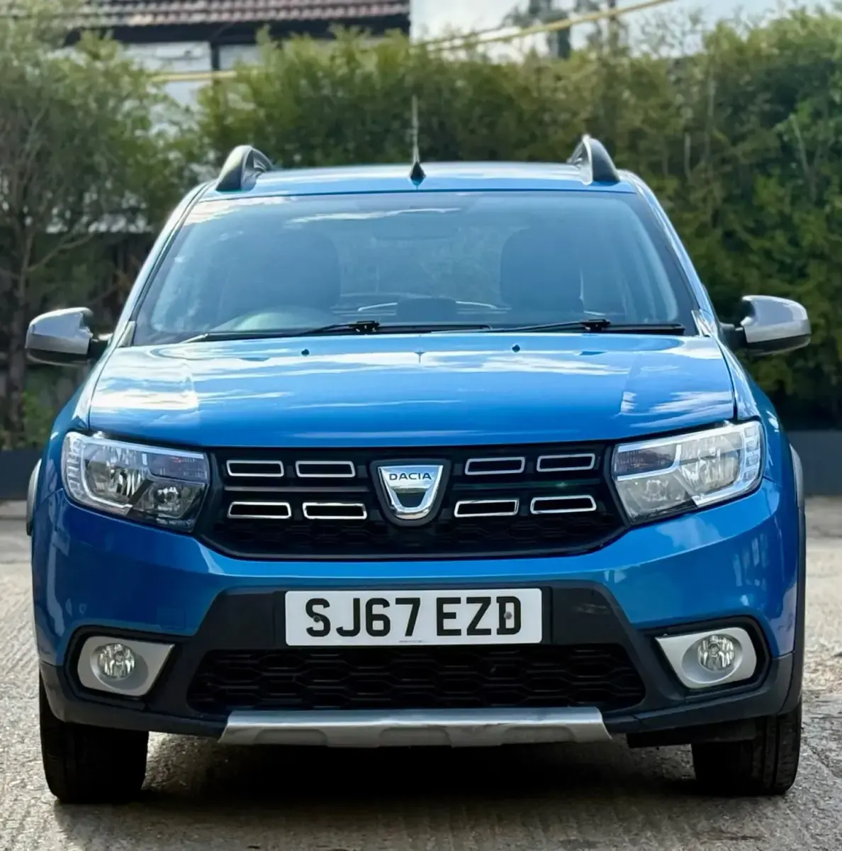 Używany Dacia Sandero Lauréate 90 KM (66 kW) 2017 Niebieski Hatchback