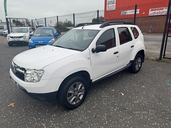 Used Dacia Duster Acces 2013 White Hatchback