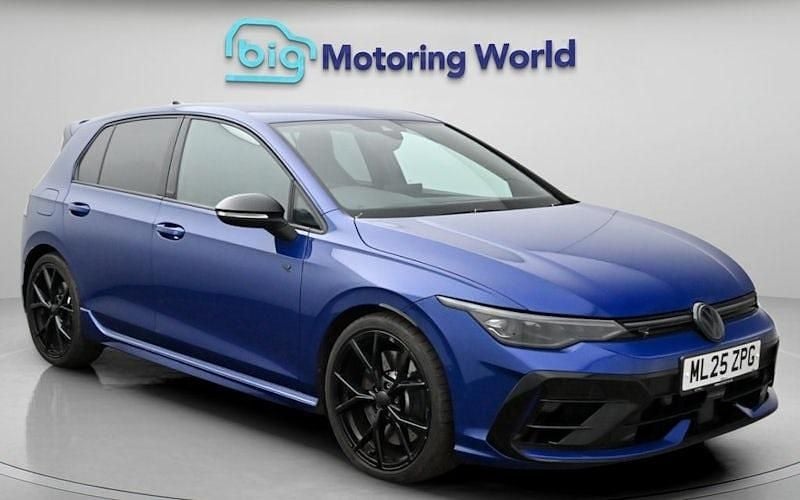 Second-hand VW Golf VIII Black Edition 333 CP (244 kW) 2025 Hatchback