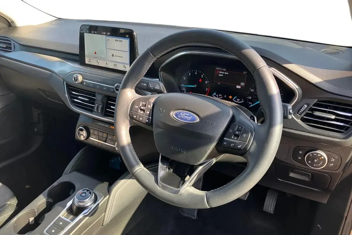 Used Ford Focus Titanium X 150 HP (110 kW) 2019 Silver Estate
