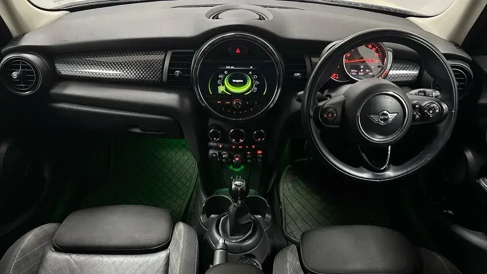 Used Mini Cooper S Hatch 189 HP (139 kW) 2017 White Hatchback