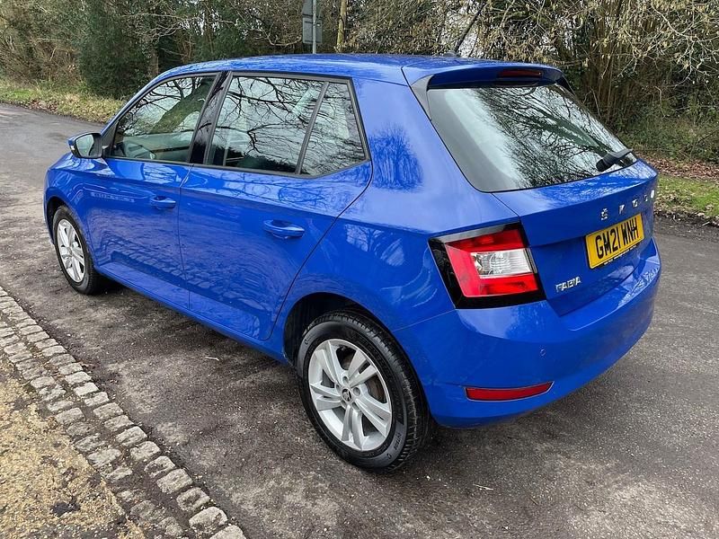 Used Skoda Fabia SE 60 HP (44 kW) 2021 Blue Hatchback