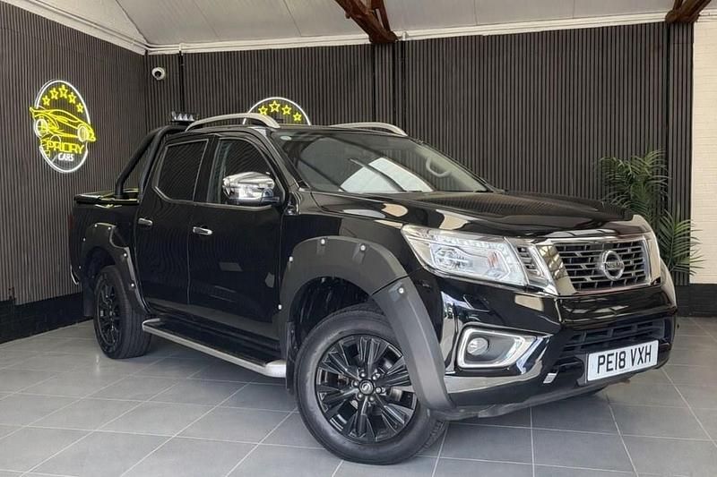 Used Nissan Navara Tekna 190 HP (139 kW) 2018 Black Pickup
