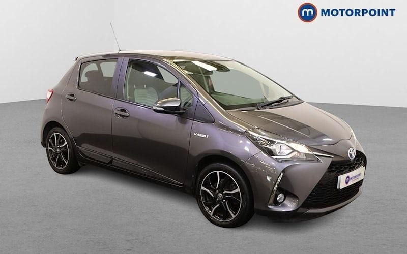 Grey Used 2018 Toyota Yaris Hybrid Design Hatchback | £11,699 (Fair price) - Image 1/4