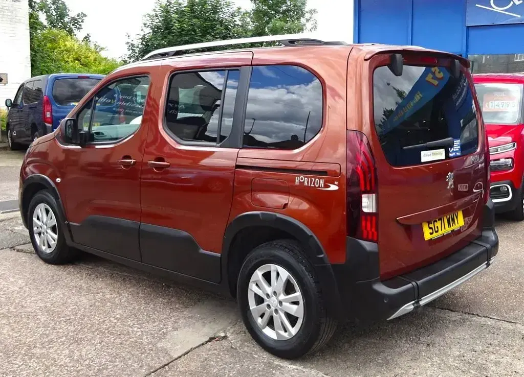 Used Peugeot Rifter Allure Premium 2021 Bronze MPV