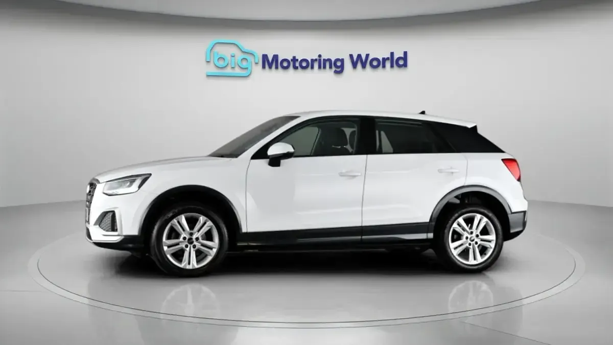 Usado Audi Q2 Sport 148 CV (108 kW) 2022 Blanco SUV
