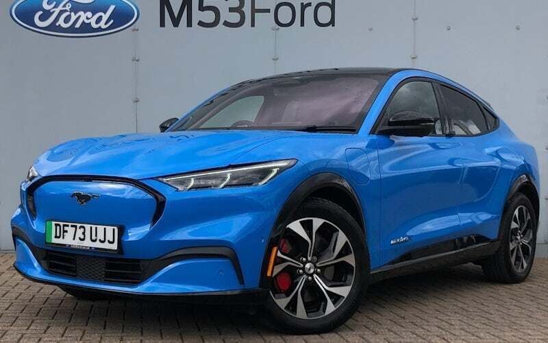 Used 2022 Ford Mustang Mach-E Extended Range SUV | £30,995 (Fair price) - Image 1/4