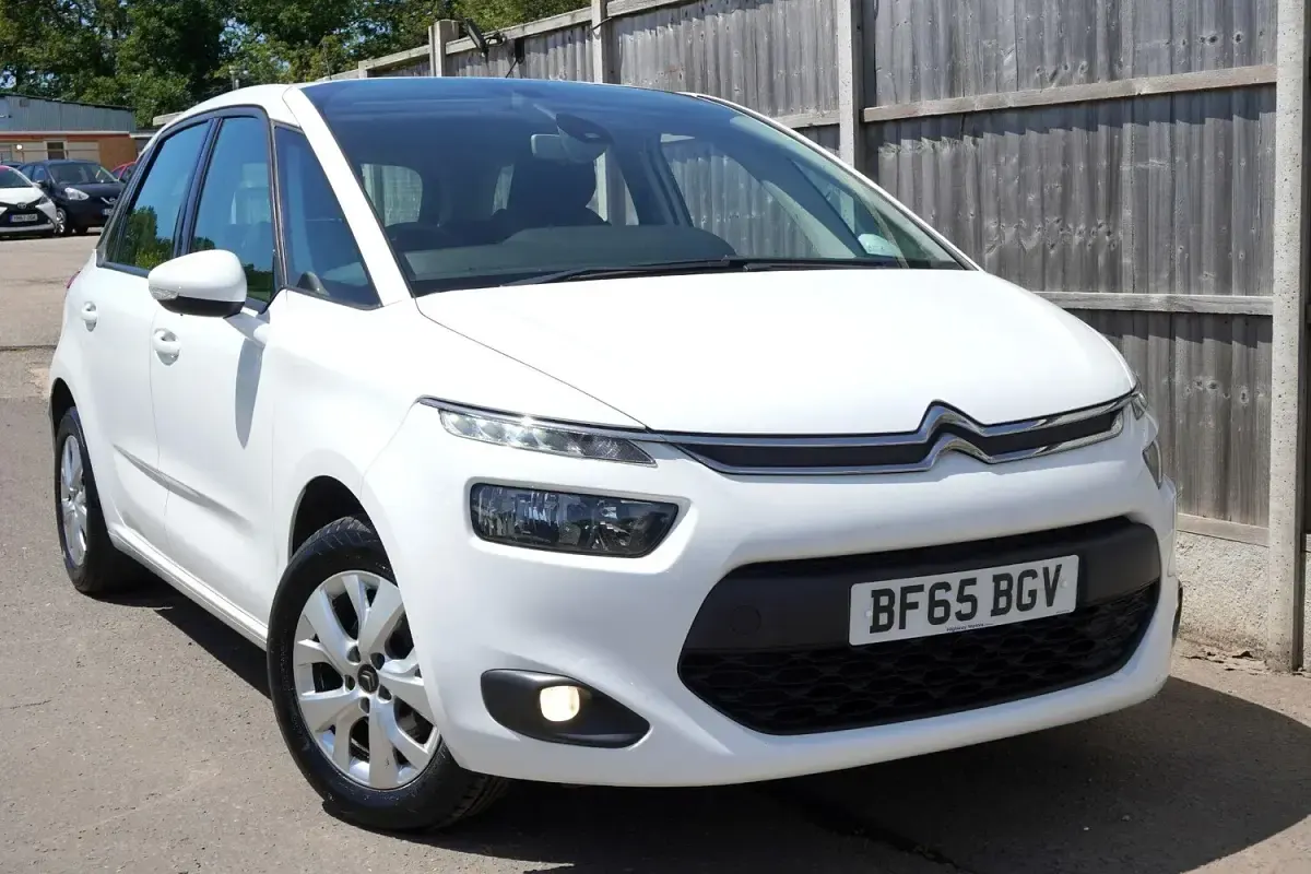 Used Citroën C4 Picasso VTR Sport 2015 White MPV