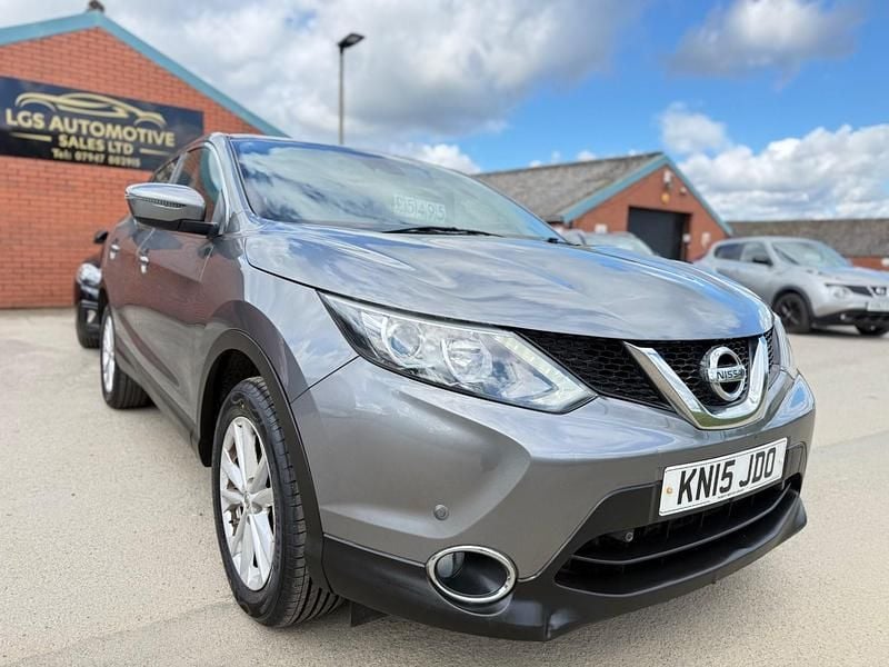 Used Nissan Qashqai Acenta+ 110 HP (80 kW) 2015 Grey SUV