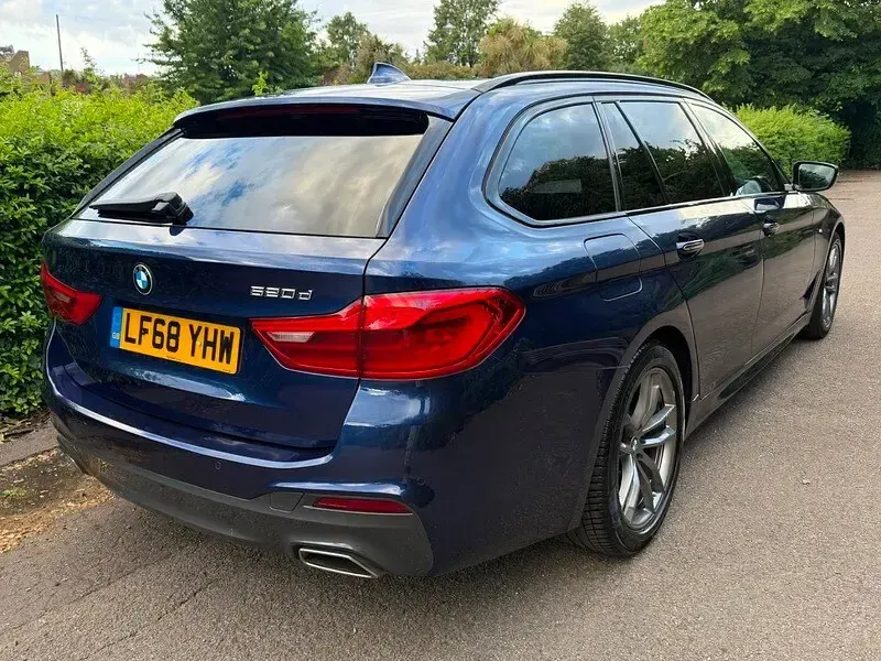 Used BMW 520 M Sport 187 HP (137 kW) 2018 Blue Estate
