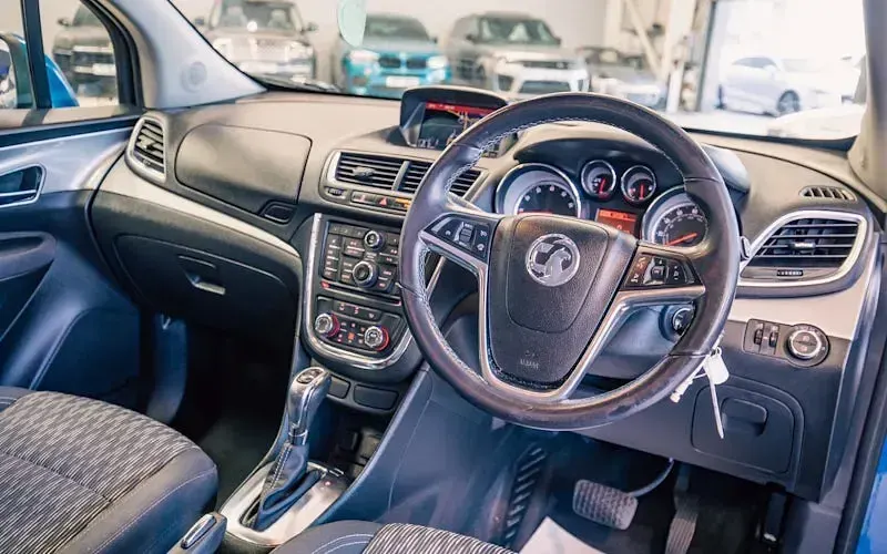 Used Vauxhall Mokka 140 HP (102 kW) 2015 Blue SUV