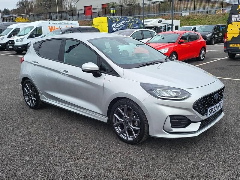 Usado Ford Fiesta ST-Line 100 CV (73 kW) 2022 Plateado Utilitario