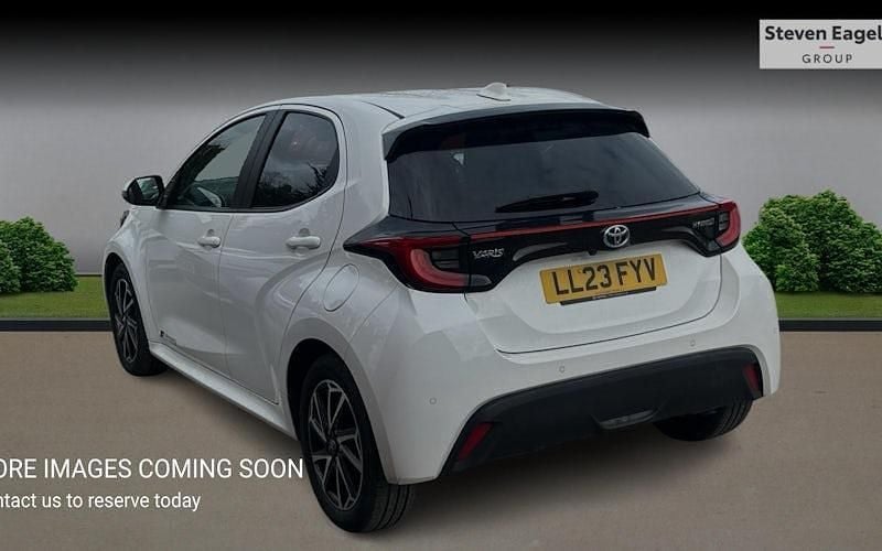 Used Toyota Yaris Hybrid Design 116 HP (85 kW) 2026 Hatchback