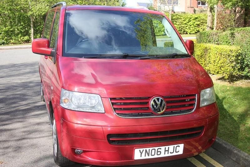 Usado VW Caravelle SE 2006 Vermelho Van