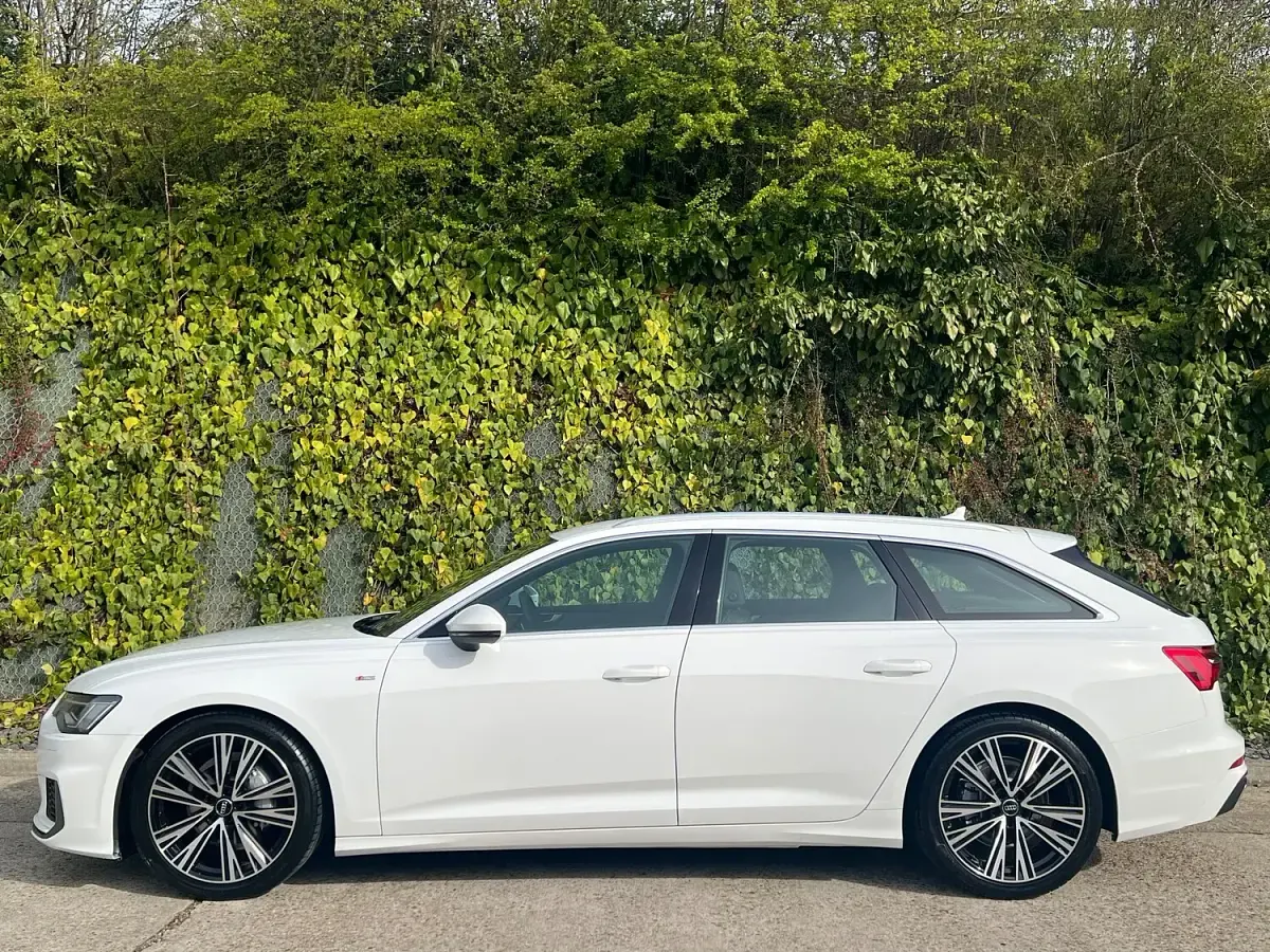 Used Audi A6 S-Line 204 HP (150 kW) 2019 White Estate