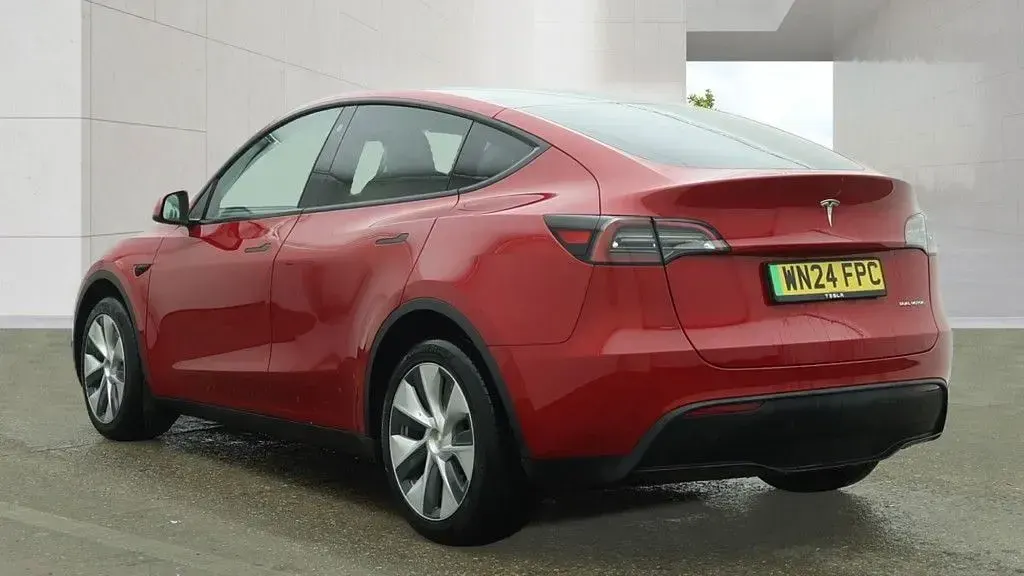 Used Tesla Model Y 282 kW (384 HP) 2024 Red SUV