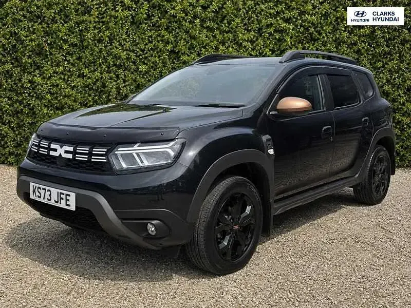 Used Dacia Duster Extreme 130 HP (95 kW) 2023 Black SUV