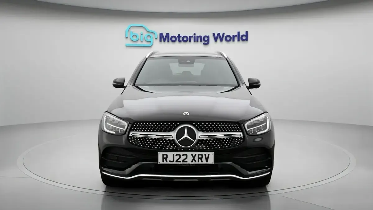 Used Mercedes GLC300 AMG Line Premium Plus 258 HP (189 kW) 2022 Black SUV