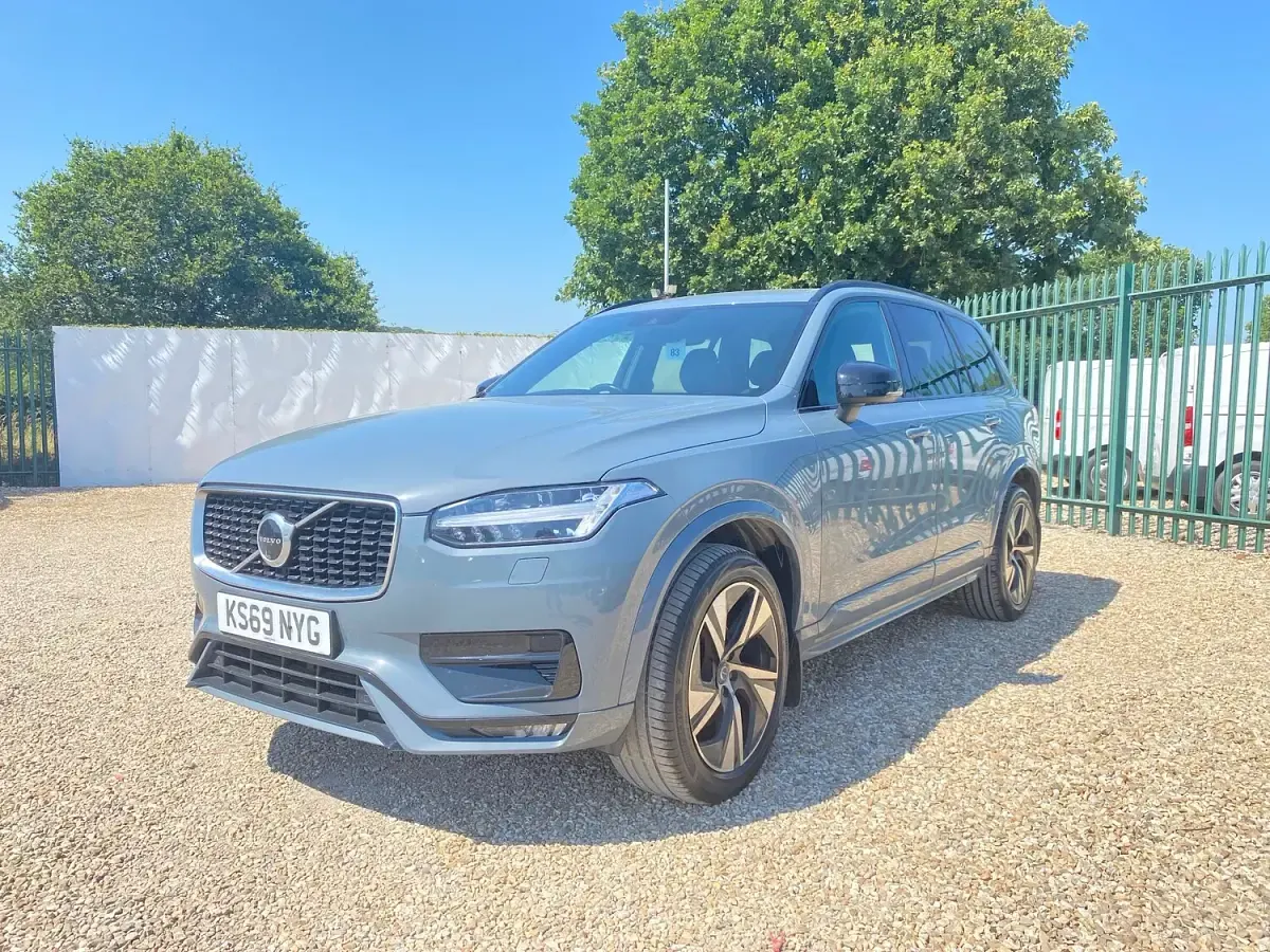 Used Volvo XC90 R-Design 310 HP (228 kW) 2019 Grey SUV