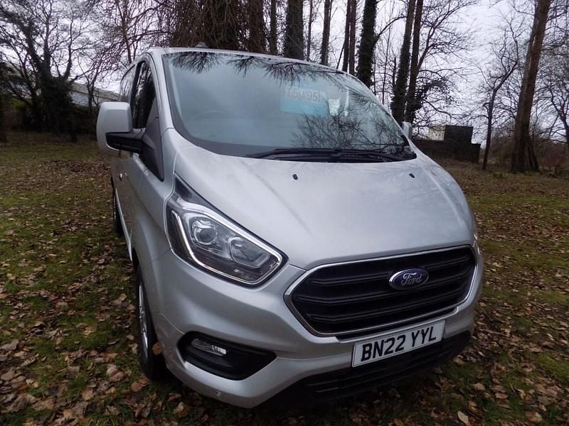 Used Ford Transit Custom Limited 130 HP (95 kW) 2022 Silver Van
