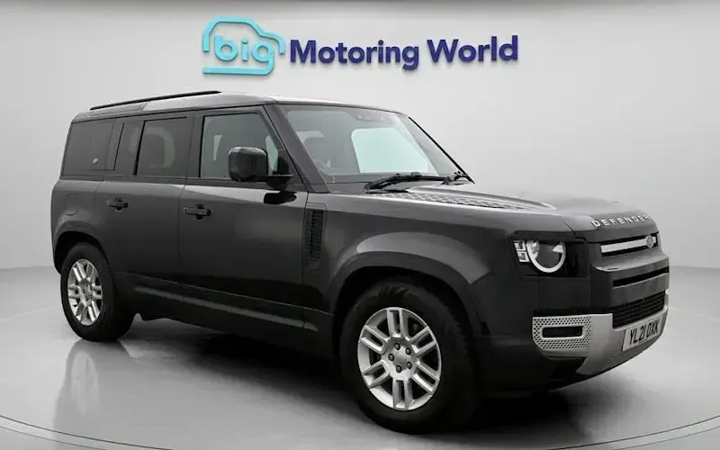 Used Land Rover Defender S 200 HP (147 kW) 2021 SUV