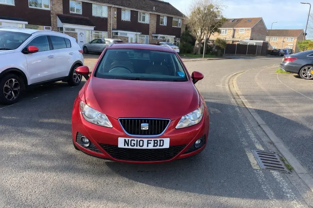 Begagnad Seat Ibiza ST SE 2010 Röd Kombi
