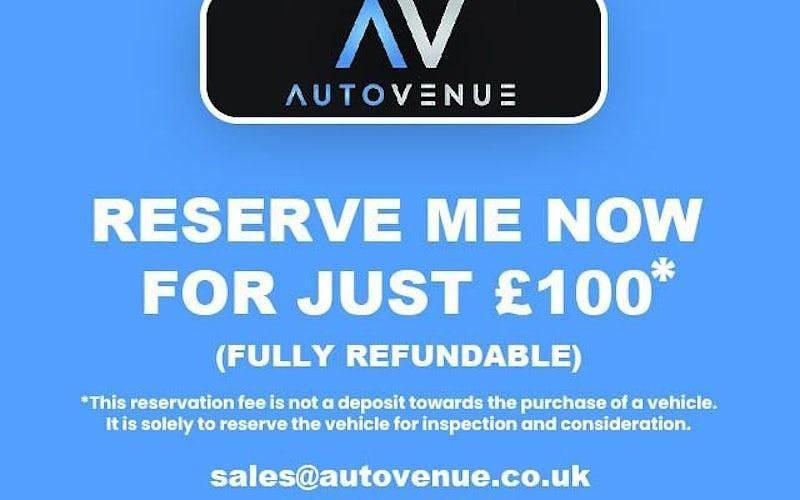 Used BMW 120 Efficient Dynamics 190 HP (139 kW) 2019 White Hatchback