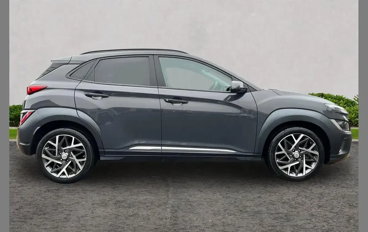 Used Hyundai Kona Premium 139 HP (102 kW) 2023 Grey SUV