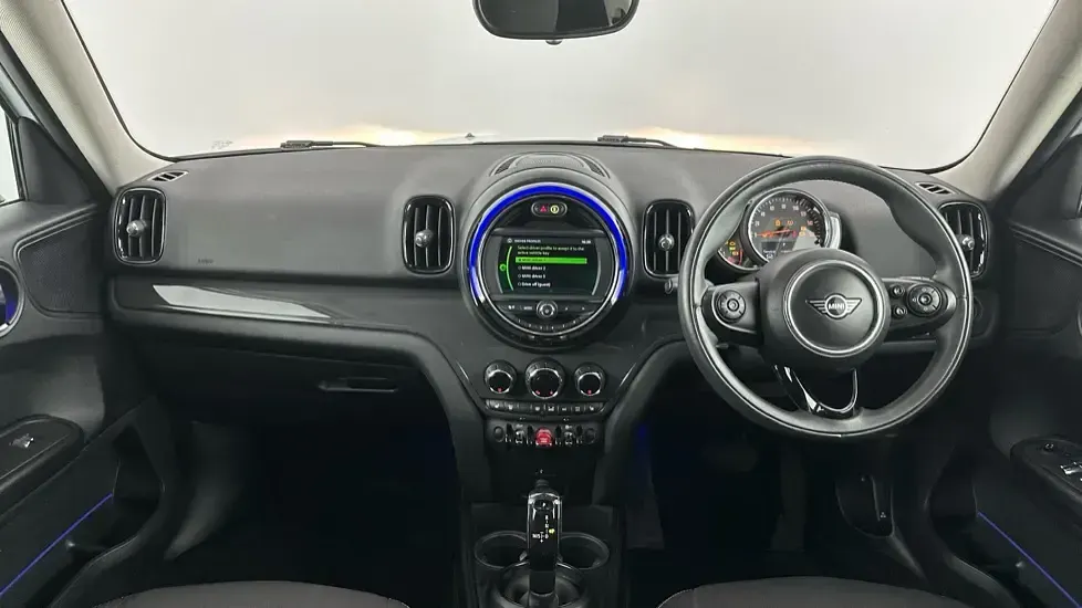 Used Mini Cooper Countryman Classic 136 HP (100 kW) 2019 White SUV