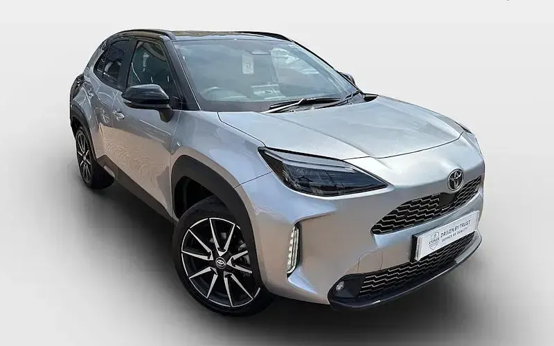 Used Toyota Yaris Hybrid Sport 131 HP (96 kW) 2026 Estate