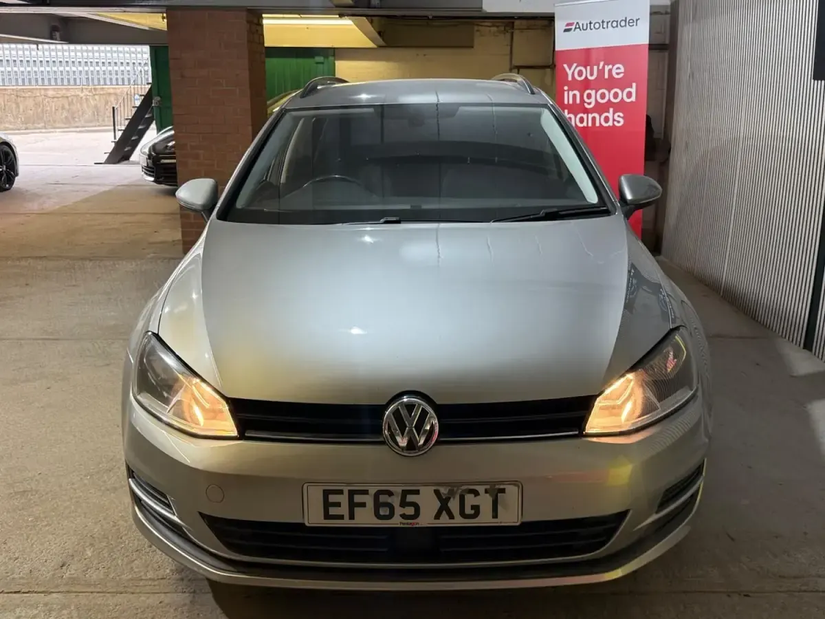 Used VW Golf VII SE 110 HP (80 kW) 2015 Silver Estate