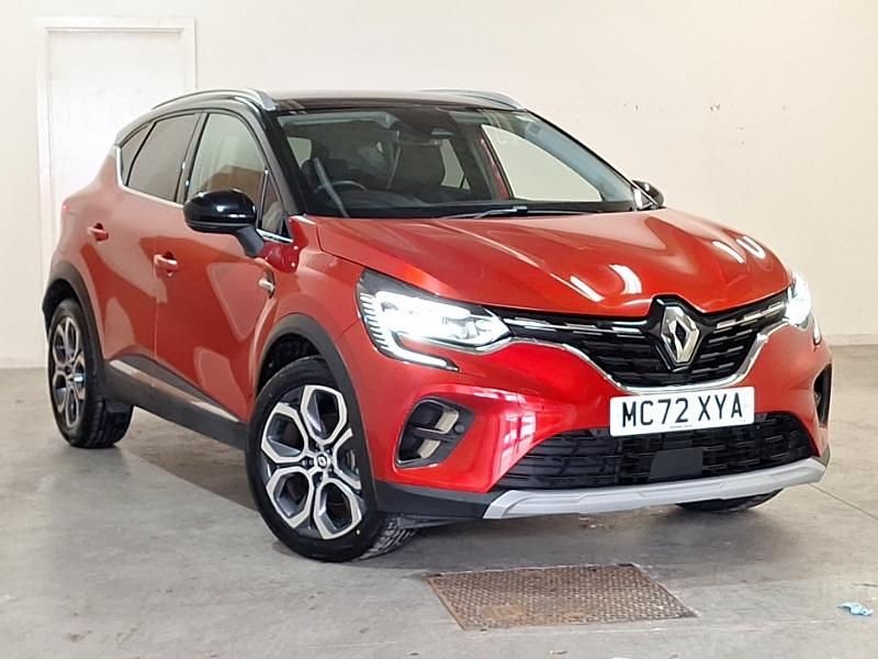 Used Renault Captur Techno 142 HP (104 kW) 2023 Red SUV