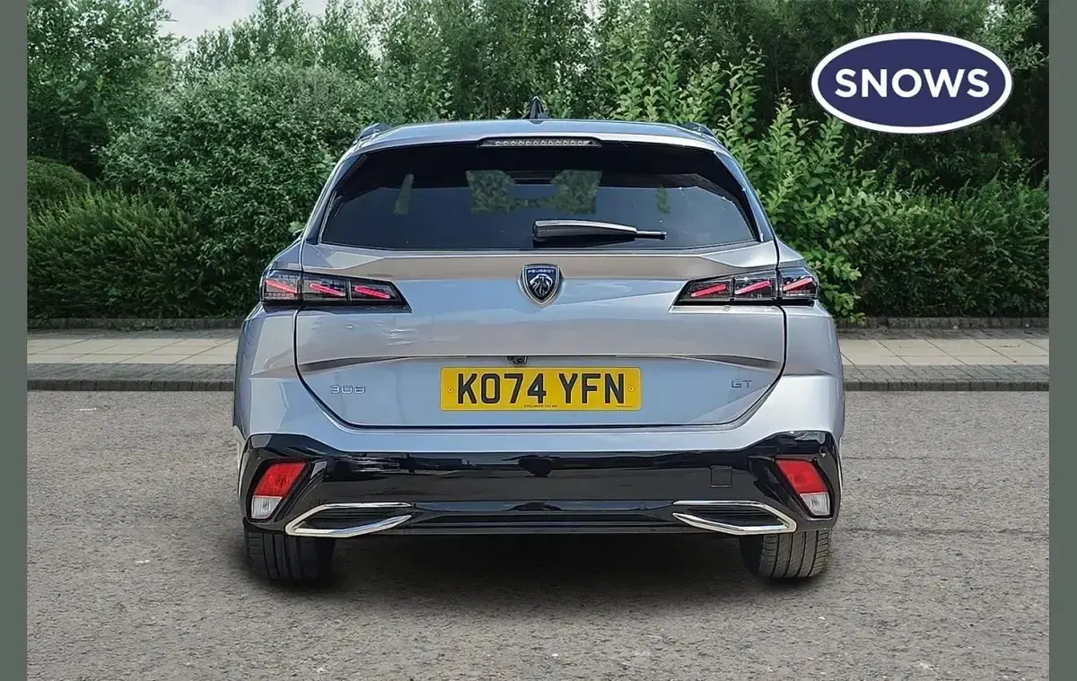 Second-hand Peugeot 308 GTi 134 CP (98 kW) 2025 Gri Break