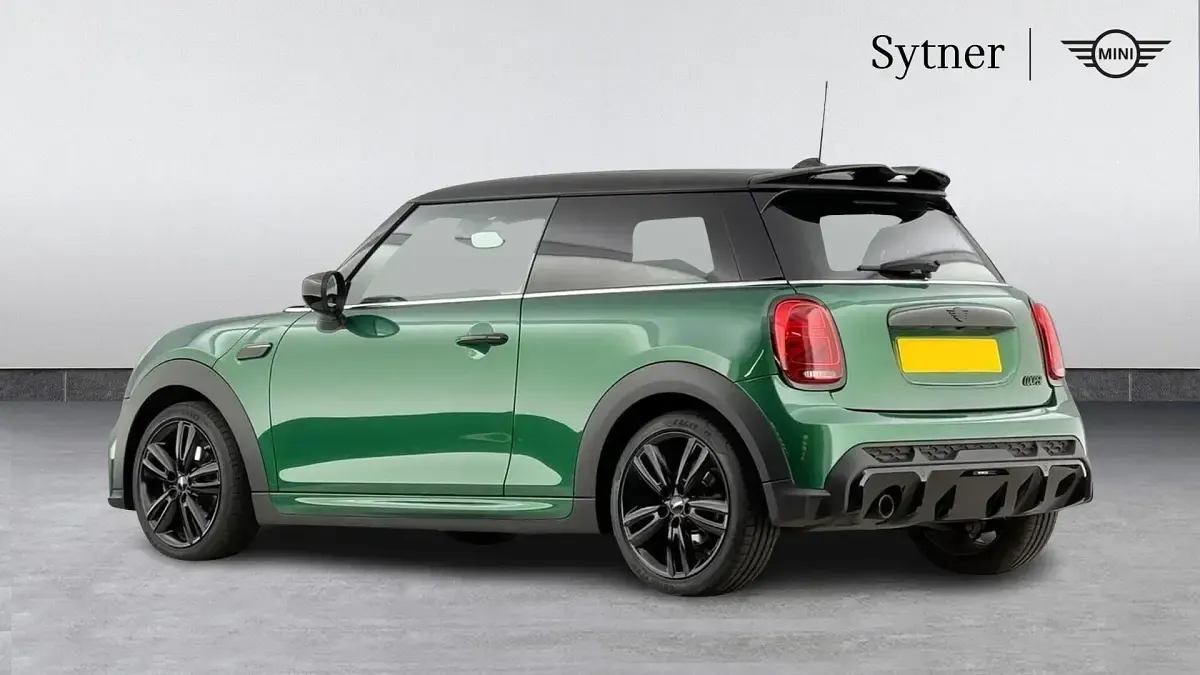 Used Mini Cooper Hatch 134 HP (98 kW) 2023 Green Hatchback