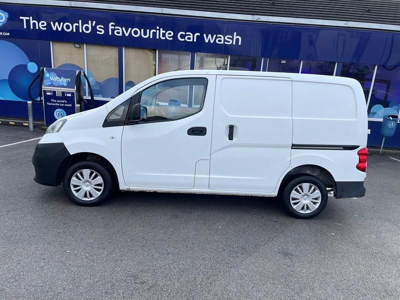 Used Nissan NV200 Acenta 2015 White MPV
