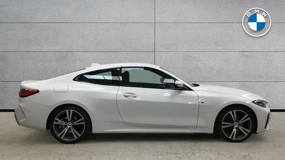 Used BMW 420 M Sport 190 HP (139 kW) 2022 White Coupe