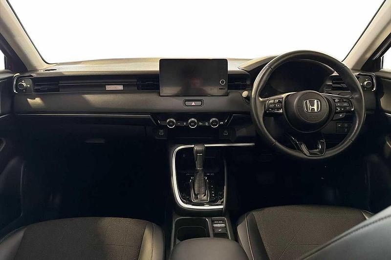 Used Honda HR-V Advance 131 HP (96 kW) 2022 Red SUV