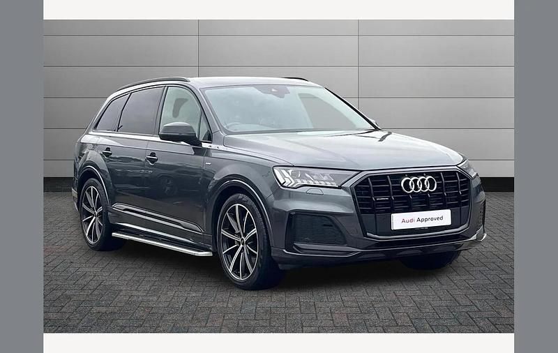 Used Audi Q7 Black Edition 231 HP (169 kW) 2020 Daytona grey SUV