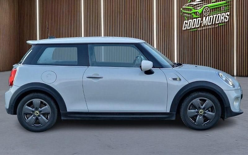 Used Mini Cooper Level 1 135 kW (184 HP) 2020 Hatchback