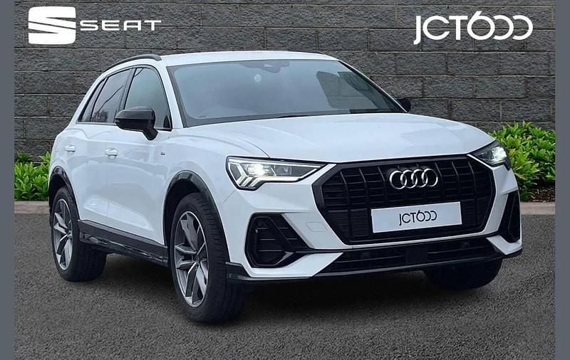 Used Audi Q3 Black Edition 150 HP (110 kW) 2023 White SUV