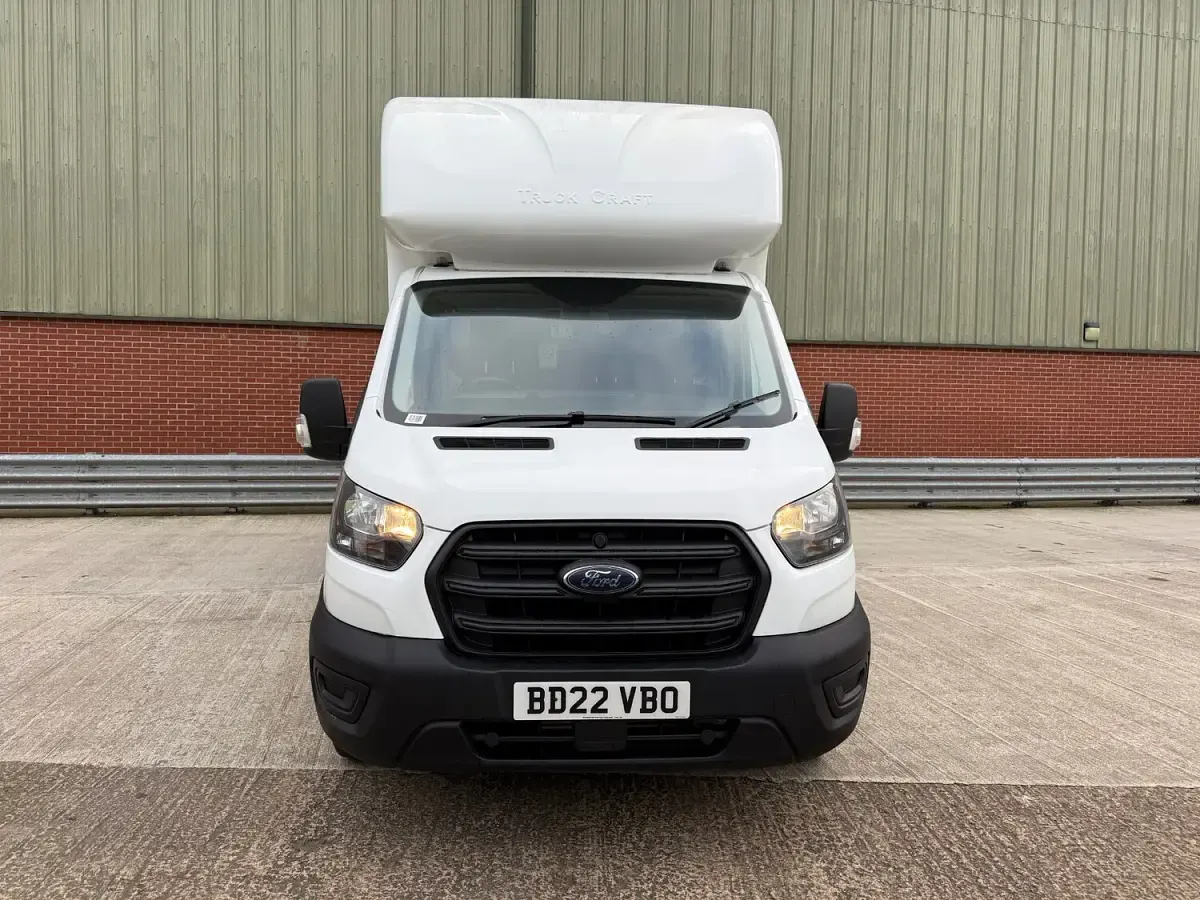 Used Ford Transit 130 HP (95 kW) 2022 White Cabriolet
