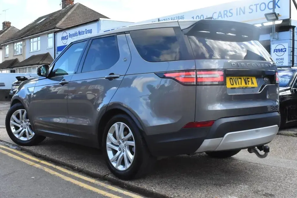 Used Land Rover Discovery HSE 240 HP (176 kW) 2017 Grey SUV