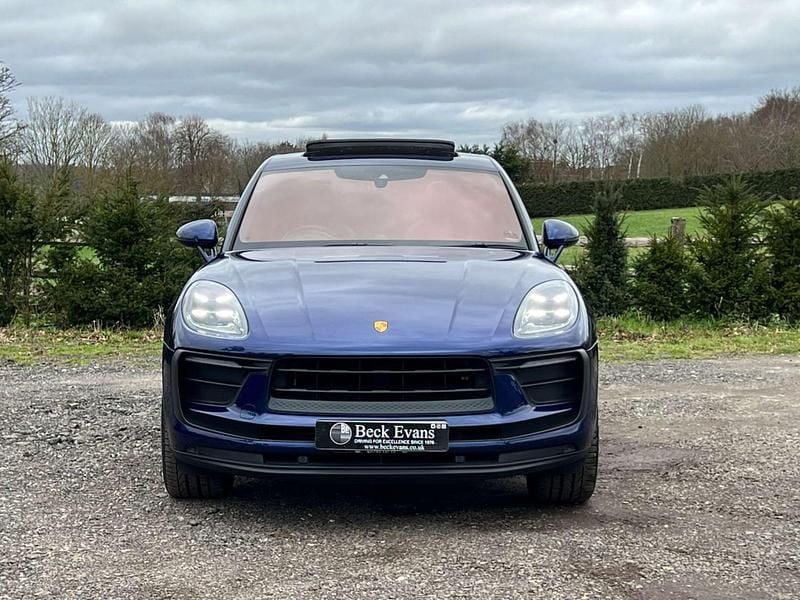 Used Porsche Macan 265 HP (194 kW) 2023 Blue SUV